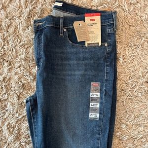 Levi’s 311 shaping skinny jeans